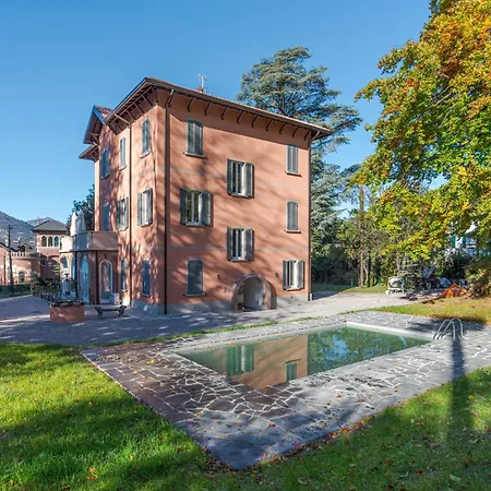 View With Pool, Garden And Parking Appartamento Lierna