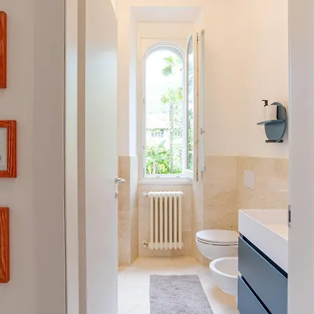 Apartament Guesthost - Lakeview With Pool, Garden & Parking Lierna
